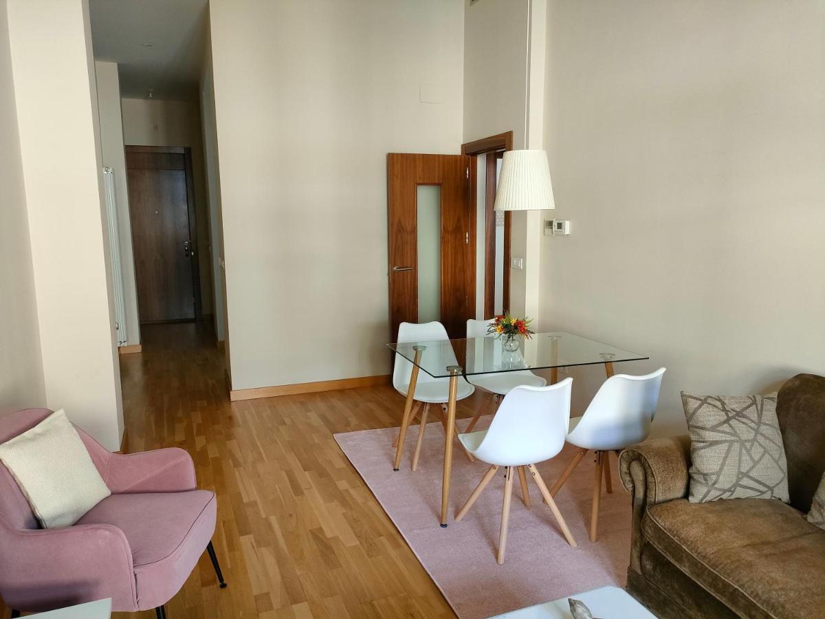 Apartamento Nueva Del Santisimo Granada Esterno foto