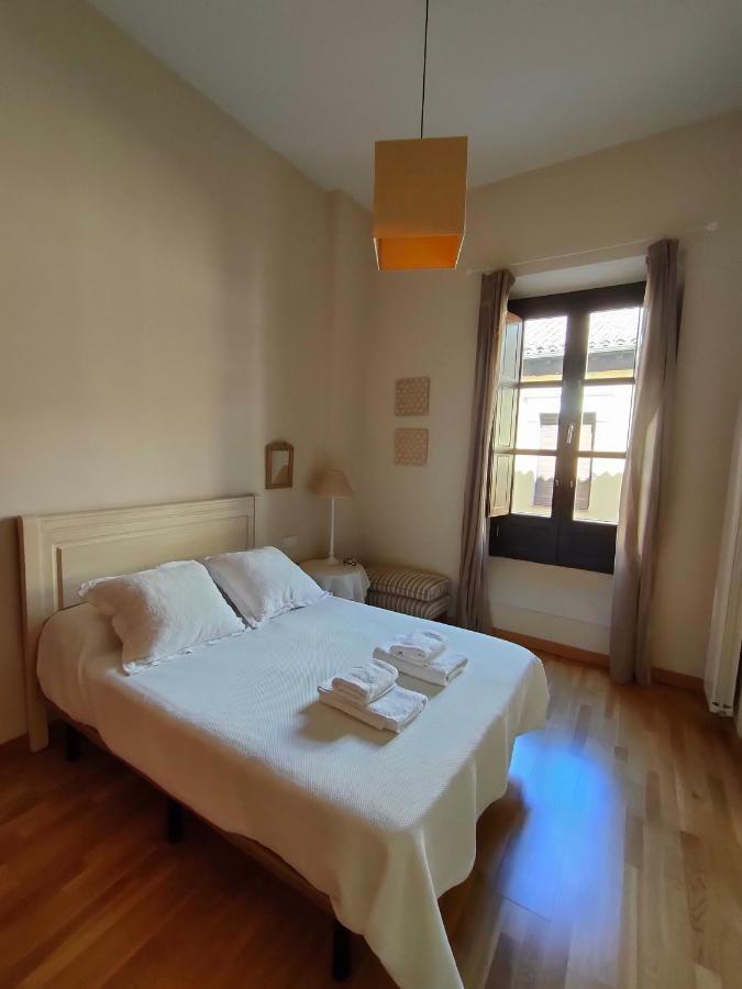 Apartamento Nueva Del Santisimo Granada Esterno foto